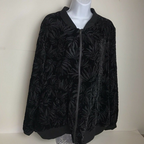 Torrid Black Floral Velvet Jacket zip up - Picture 2 of 6